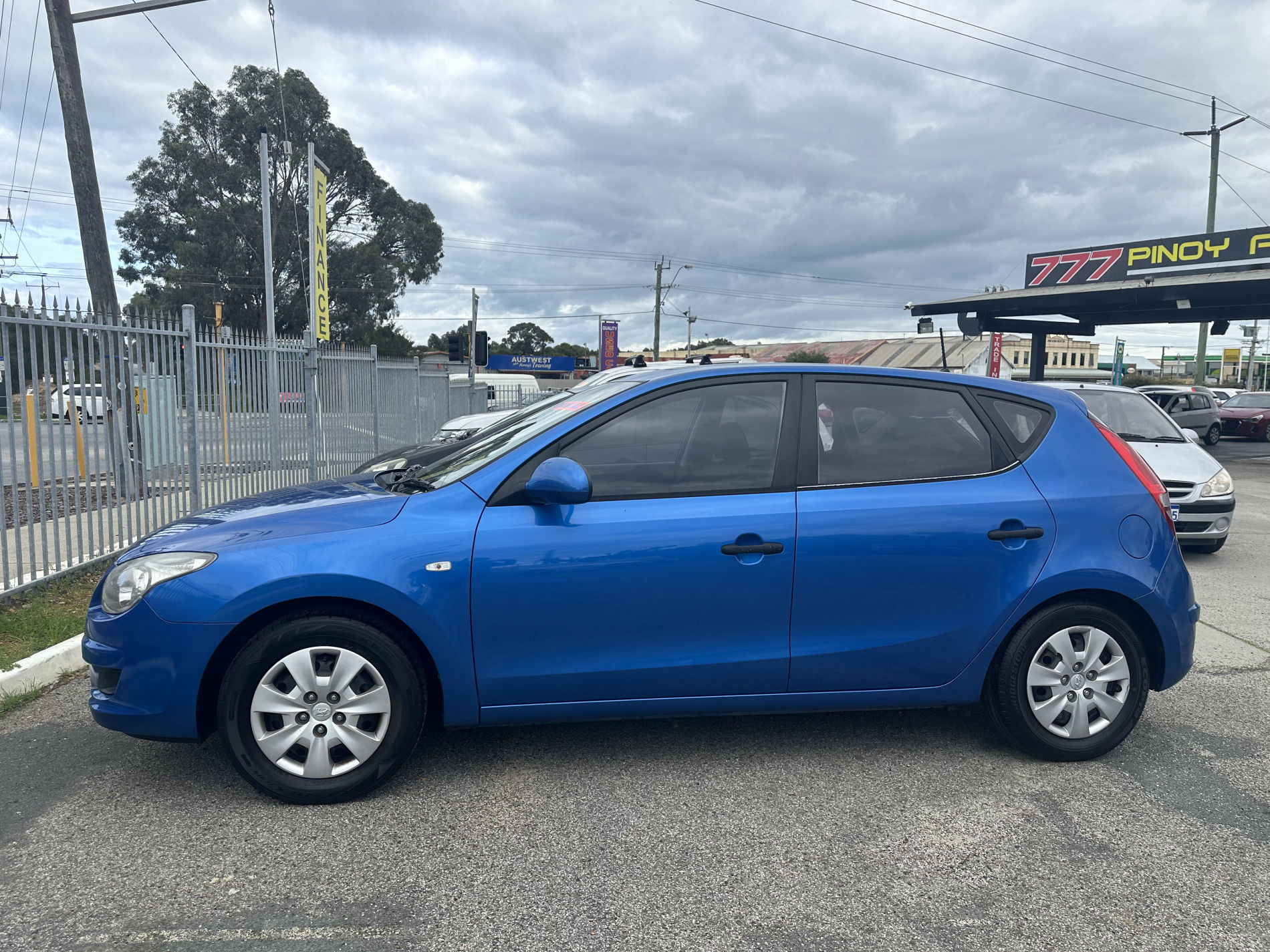 2011 HYUNDAI I30