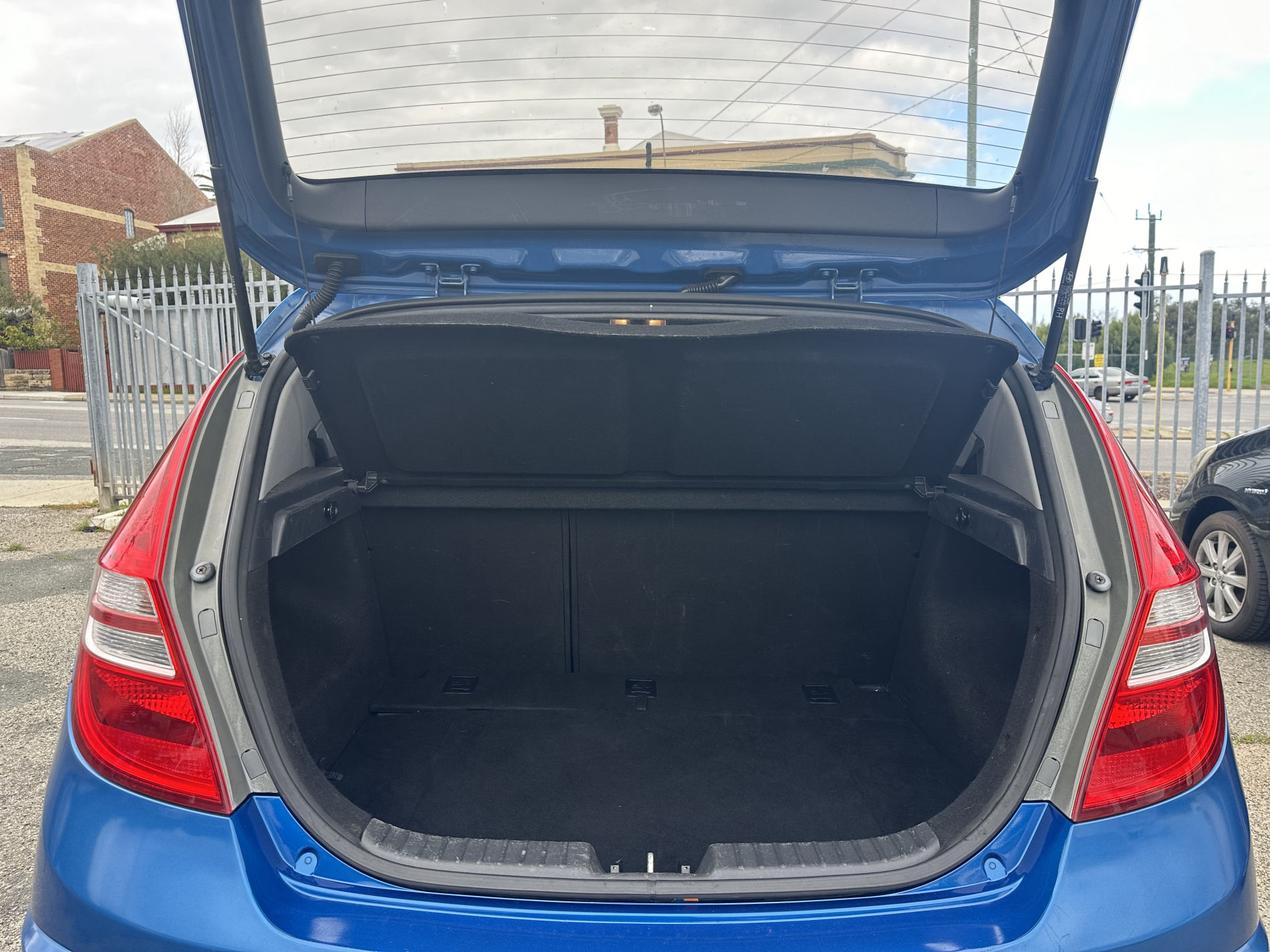 2011 HYUNDAI I30