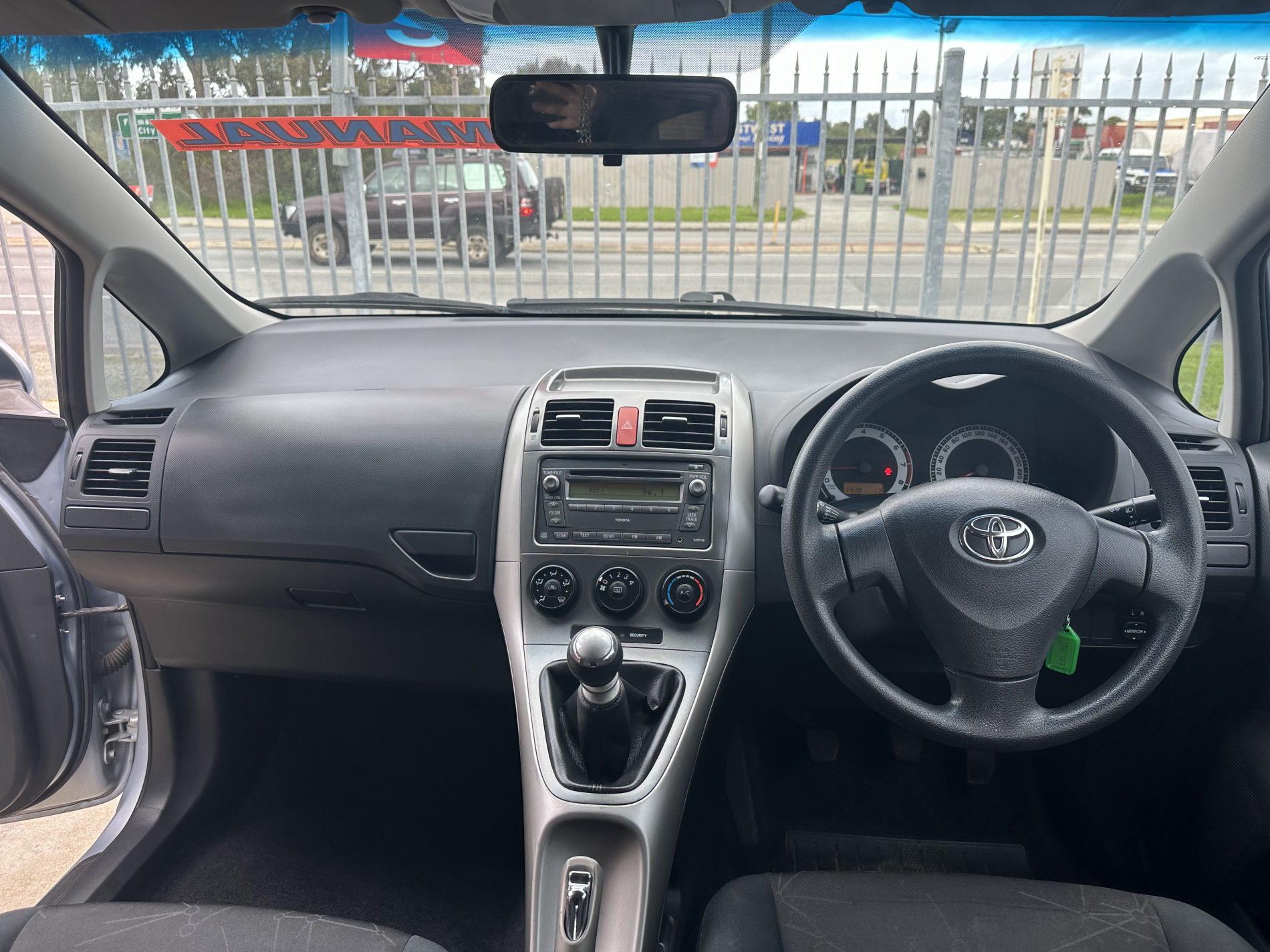 2009 TOYOTA COROLLA