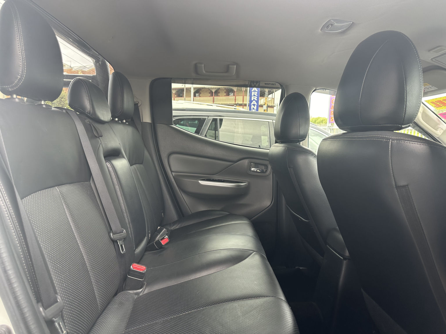 2016 MITSUBISHI TRITON