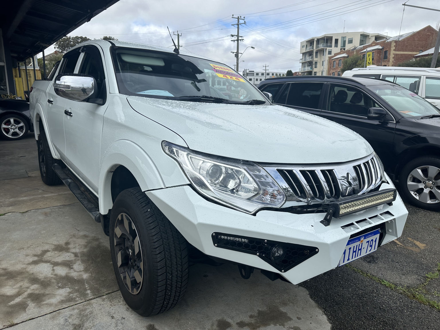 2016 MITSUBISHI TRITON