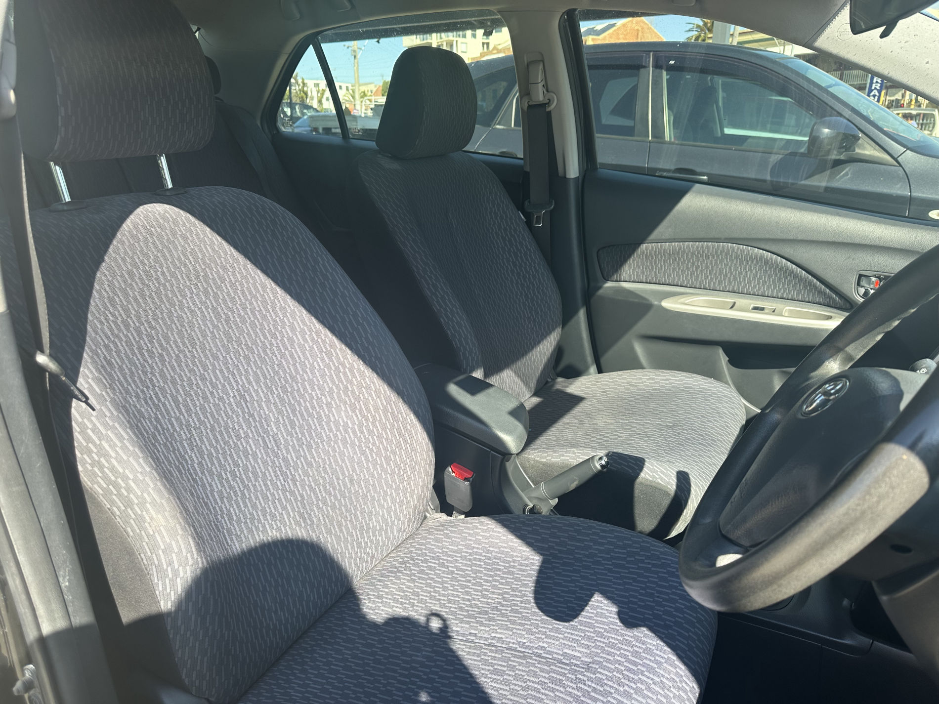 2012 TOYOTA YARIS
